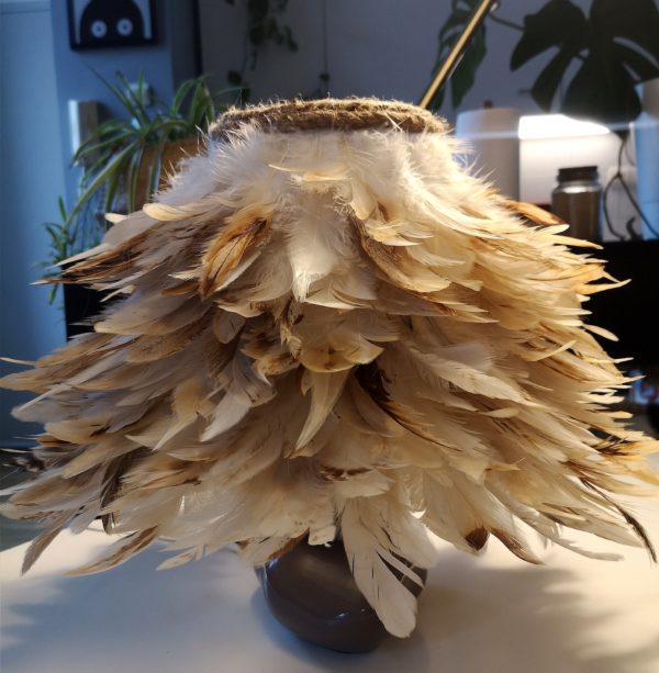 Lampe plumes beige et fauve